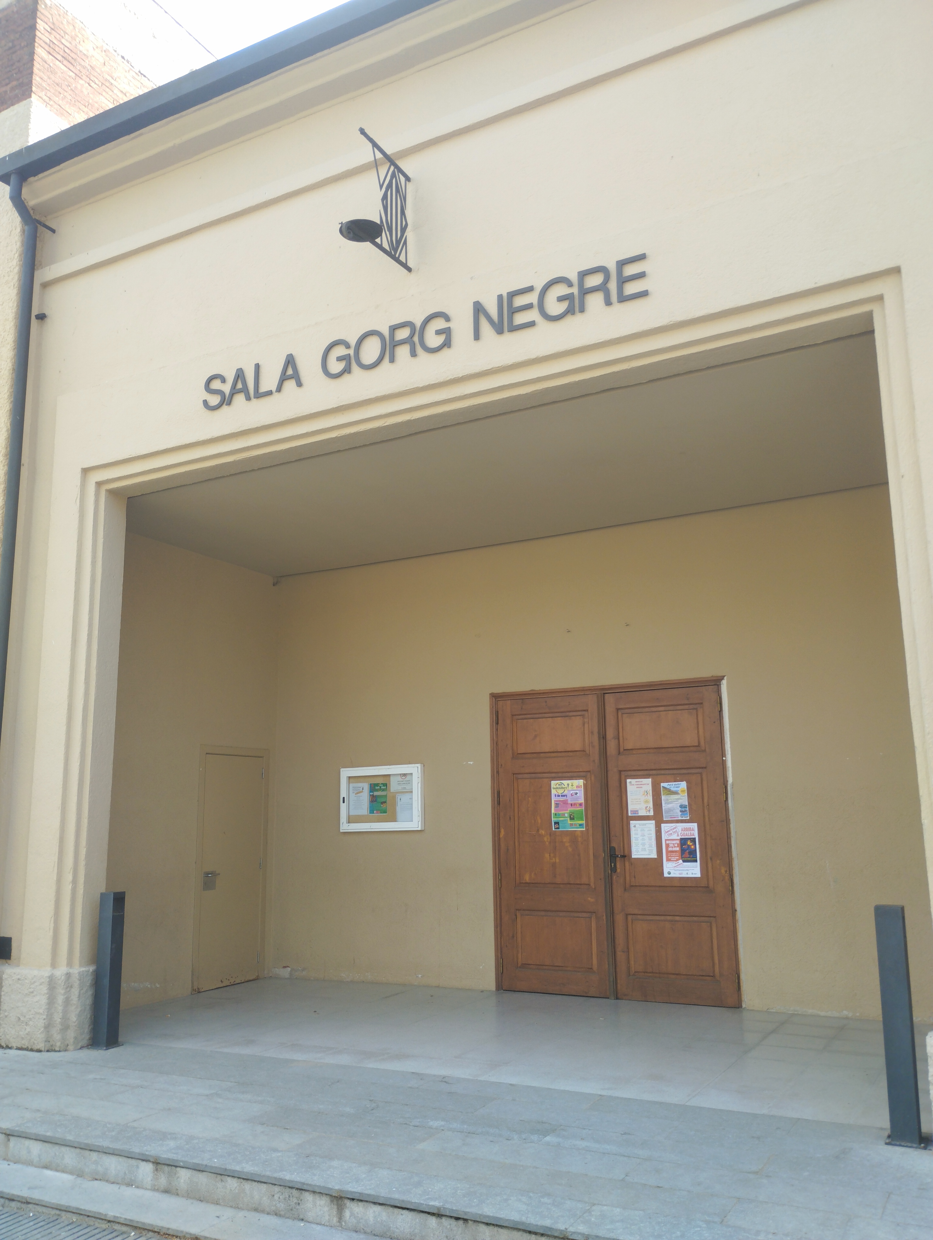 Imatge pels mitjans: Sala Gorg Negre instalació Aire acondicionat o ventiladors